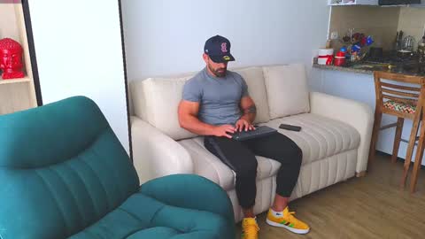 Andrew online show from January 28, 2:10 pm