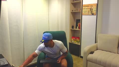 Andrew online show from January 21, 2:44 am