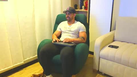 Andrew online show from February 12, 2:03 am