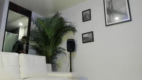 Snapshot of andrewjohnson0 chatting on January 9, 9:37 pm Andrew Johnson online show from January 9, 9:37 pm