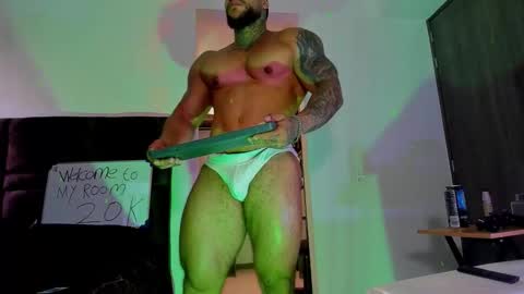 Snapshot of andrewjohnson0 chatting on September 10, 6:06 pm Andrew Johnson online show from September 10, 6:06 pm