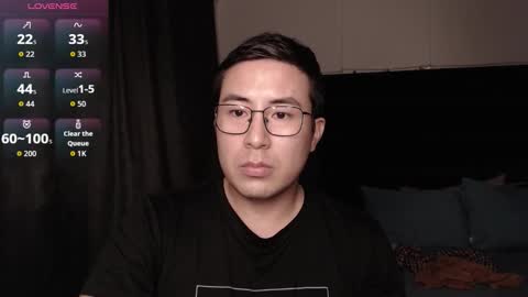 andrewmhilton_ online show from February 25, 6:14 am