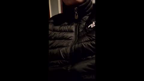 andrewshaw16 online show from February 1, 3:38 am