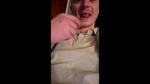 andrewshaw16 online show from March 23, 1:33 am