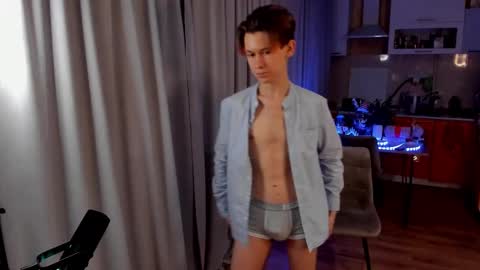 Andrew online show from February 27, 7:26 pm