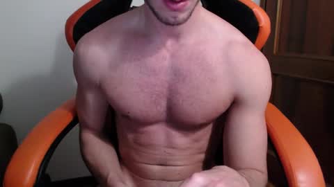 Snapshot of andrewyy34 chatting on January 27, 10:38 pm Andrea online show from January 27, 10:38 pm