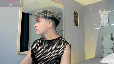 Snapshot of andrius_24 chatting on January 20, 1:00 pm      online show from January 20, 1:00 pm