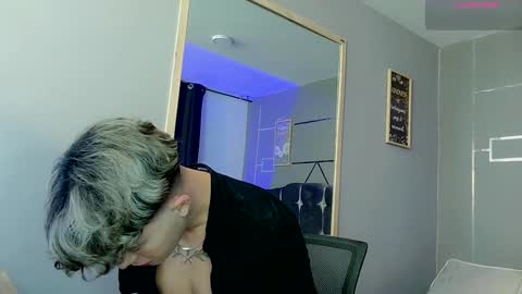 Snapshot of andrius_24 chatting on February 1, 1:41 pm      online show from February 1, 1:41 pm