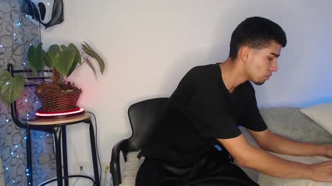 Andy online show from December 10, 3:08 am