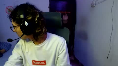 andy_dan1 online show from July 26, 7:22 pm