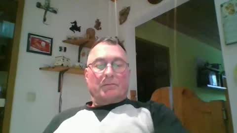 andybayern online show from April 14, 4:17 pm