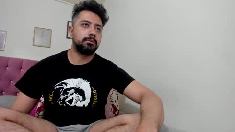 andy online show from December 13, 6:31 am