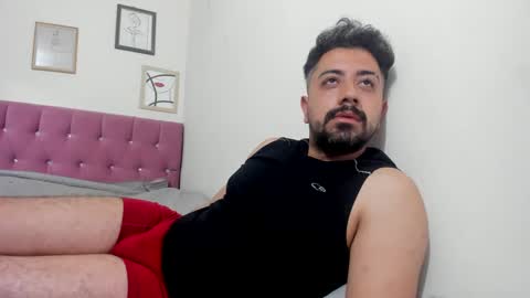 andy online show from December 11, 6:27 am