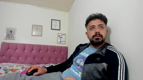 andy online show from December 12, 7:08 am