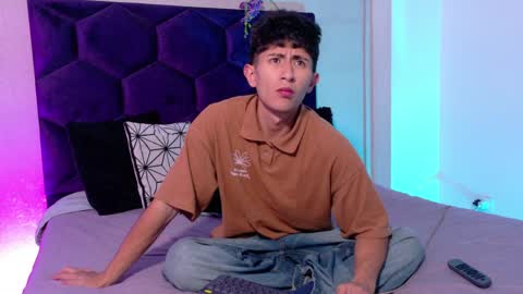 andyjustgame  online show from March 30, 4:35 am