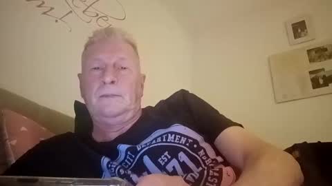 andyk1704 online show from January 29, 4:41 pm