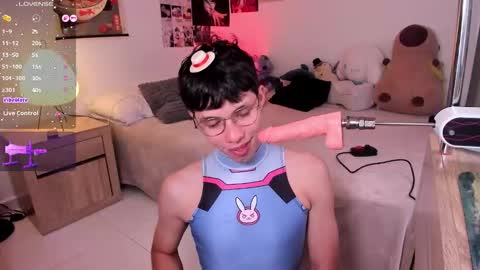 Angel   help me with 100 thumbs up online show from March 5, 9:00 pm