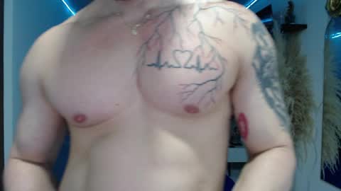 Angel Curl online show from March 31, 10:00 pm