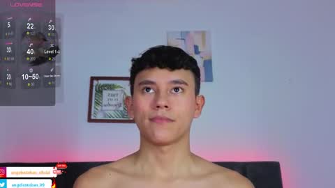 ngel Esteban  online show from November 3, 4:05 am