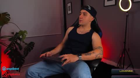 angelbell19 online show from September 12, 2:44 am