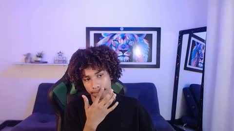 Snapshot of angell18_ chatting on October 24, 9:38 pm Angel online show from October 24, 9:38 pm