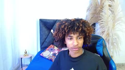 Angel online show from March 18, 9:07 pm