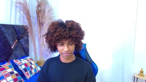 Angel online show from November 24, 8:32 pm