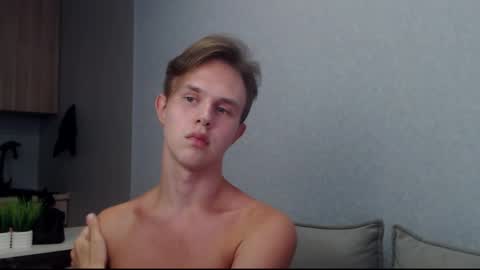 Angel online show from September 18, 11:23 am