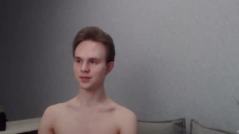 Angel online show from December 5, 9:39 am