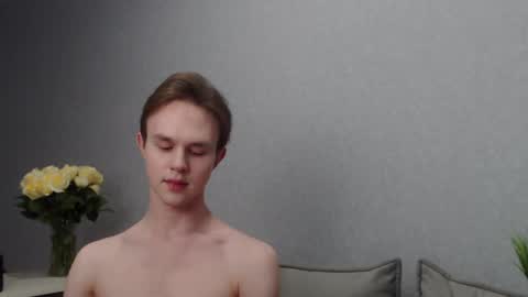 Angel online show from February 15, 6:33 pm