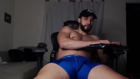 Snapshot of angelsexx_15 chatting on January 25, 5:40 am Angel online show from January 25, 5:40 am