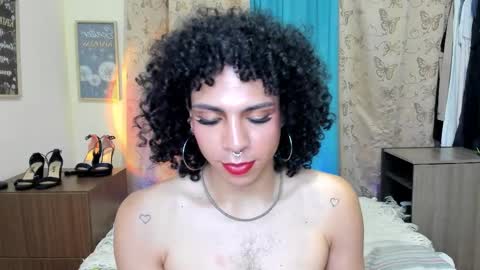 angelwhitte online show from March 14, 3:57 am