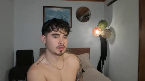 Snapshot of angelx_fox chatting on December 13, 11:28 pm Angel Fox online show from December 13, 11:28 pm