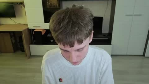 vodka online show from April 8, 7:30 am