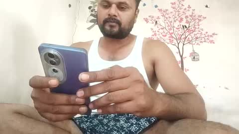 Snapshot of aniketbigdick chatting on October 21, 2:47 am aniketbigdick online show from October 21, 2:47 am