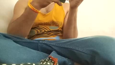 Snapshot of aniketbigdick chatting on January 15, 10:49 am aniketbigdick online show from January 15, 10:49 am