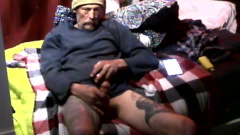 Snapshot of annunakispawn chatting on March 6, 9:58 am Annunaki Spawn online show from March 6, 9:58 am