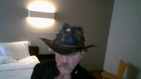 Snapshot of annunakispawn chatting on January 23, 3:58 am Annunaki Spawn online show from January 23, 3:58 am