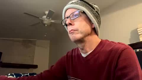 Snapshot of anonymousfrederick76 chatting on December 3, 11:13 pm anonymousfrederick76 online show from December 3, 11:13 pm