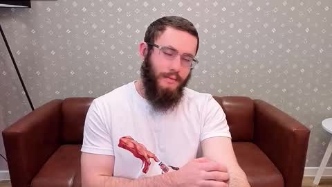 Ant online show from November 23, 9:31 am