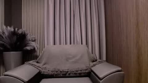 HI My name is Antonio online show from December 3, 7:53 pm