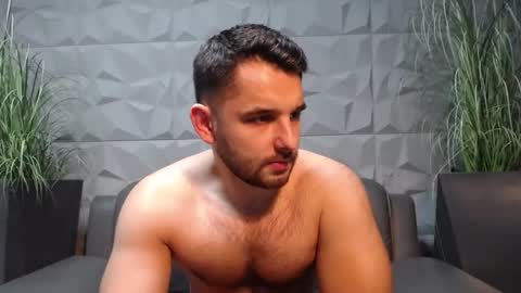 HI My name is Antonio online show from January 8, 8:18 pm