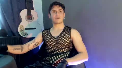 antonnello_ online show from December 2, 4:54 pm