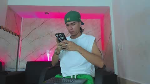 anyelo_sexyhot online show from October 2, 12:09 pm