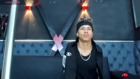 anyelo_sexyhot online show from September 10, 12:15 pm