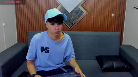 anyelo_sexyhot online show from February 6, 12:16 pm