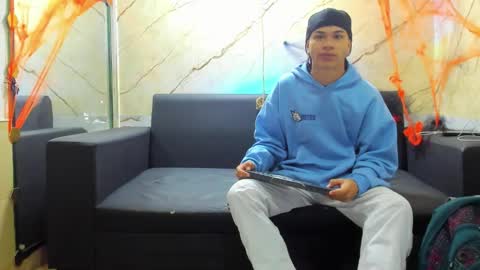 anyelo_sexyhot online show from October 23, 12:19 pm