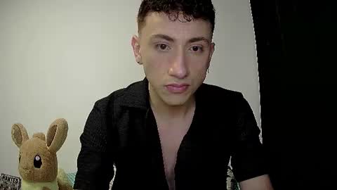 aogut17 online show from June 14, 5:53 am