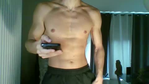 Snapshot of apollonfitx_69 chatting on March 10, 11:34 am apollonfitx_69 online show from March 10, 11:34 am