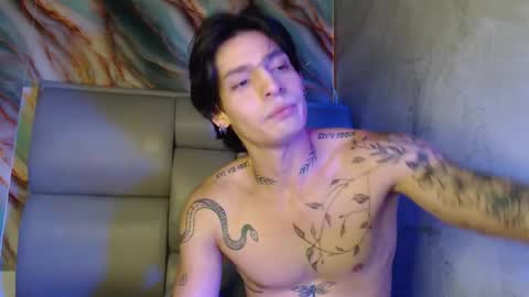 Snapshot of apolo01_ chatting on October 7, 11:31 pm Apolo online show from October 7, 11:31 pm